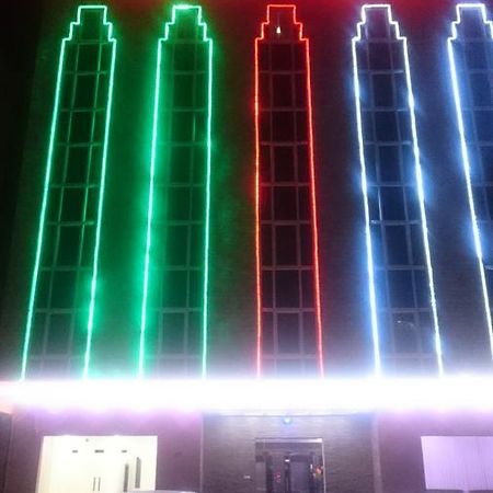 Al Mabila Hotel 锡卜 外观 照片